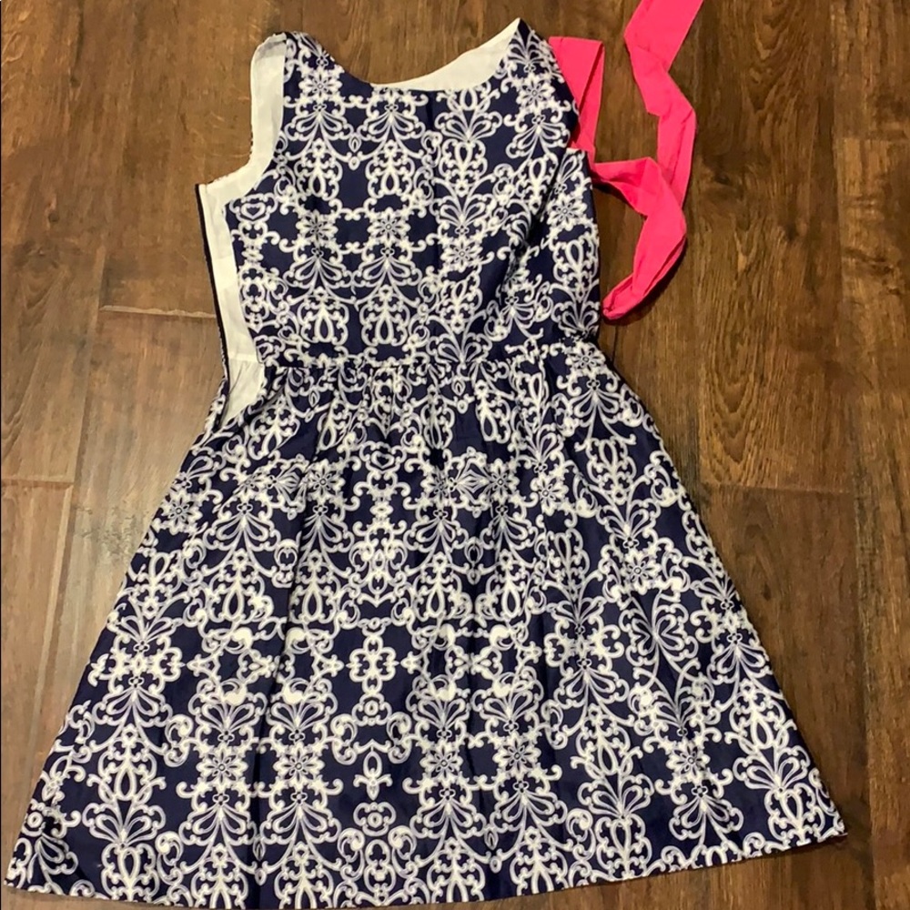 Dress - Picture 5 of 5